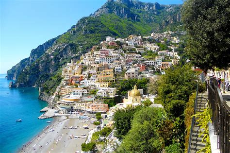 The Best Beach Towns In Italy