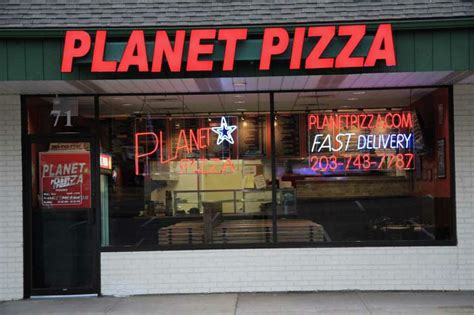 Planet Pizza Lands In Danbury