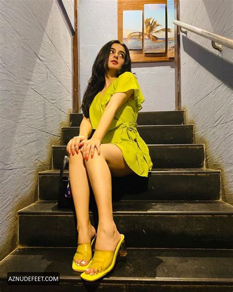 Aanchal Verma Feet Aznudefeet