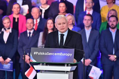 Kaczyński chwali działania PiS my nie dzielimy Polaków WP Wiadomości