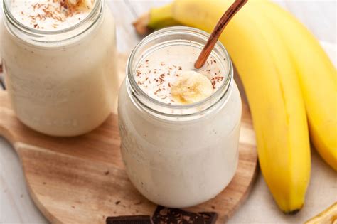 Easy Banana Smoothie Recipe