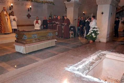 Body Of Dead Mystic Monk To Go On Tour In See Through Crystal Coffin