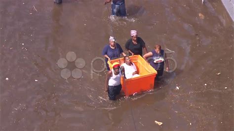 Hurricane Katrina Damage People