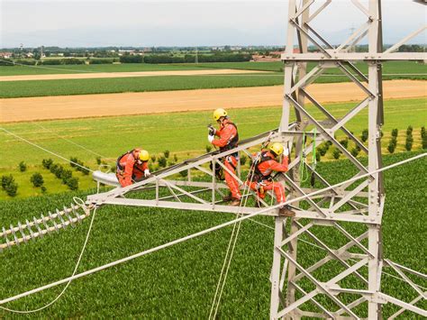 Rete Elettrica In Abruzzo Terna Annuncia Investimenti Da 1 5 Miliardi