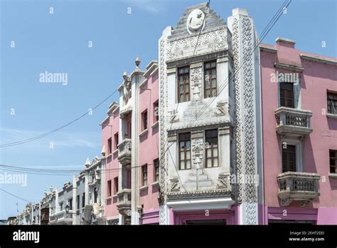 Calle Peatonal Jiron Pizarro Mostrando Art Dec Arquitectura