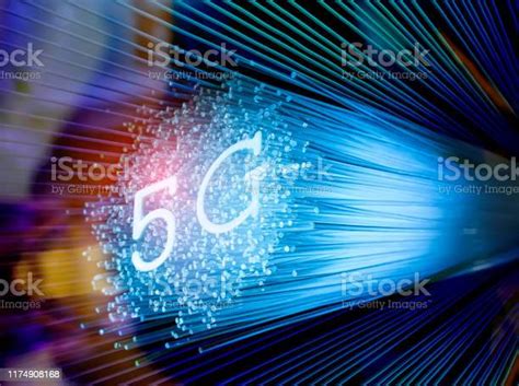 Tanda 5g Dengan Latar Belakang Fiber Optics Konsep Komunikasi Foto Stok ...
