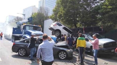 Tractocami N Se Queda Sin Frenos Y Provoca Choque M Ltiple En La M Xico