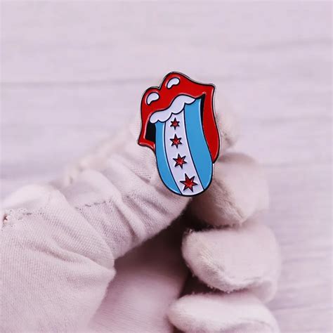 Stone Rolling Chicago Flag Rock Band Enamel Brooch Pin Brooches Lapel