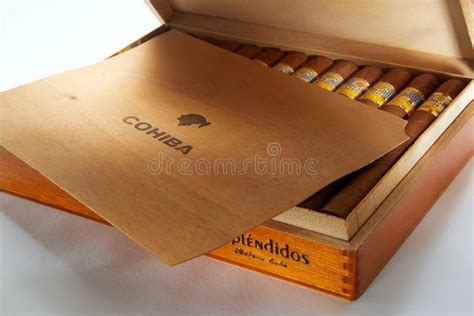 Cohiba Es Una Marca De Puros Premium Pro Foto Editorial Imagen De