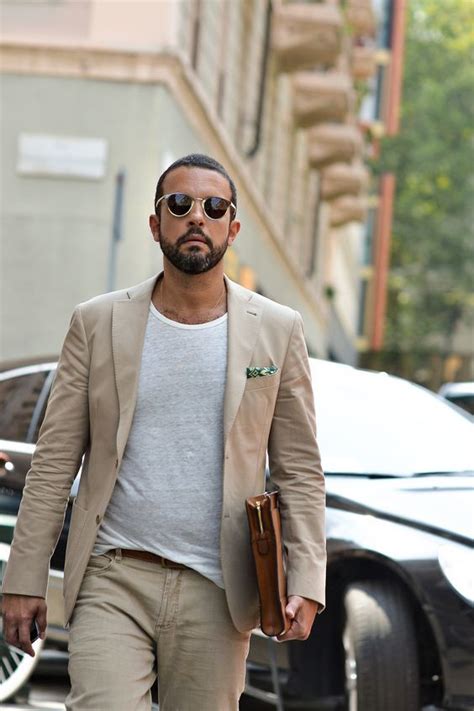 Pin By Ismail Matthews On Fashion In 2019 Mens Fashioncat Beige Blazer Beige Jeans