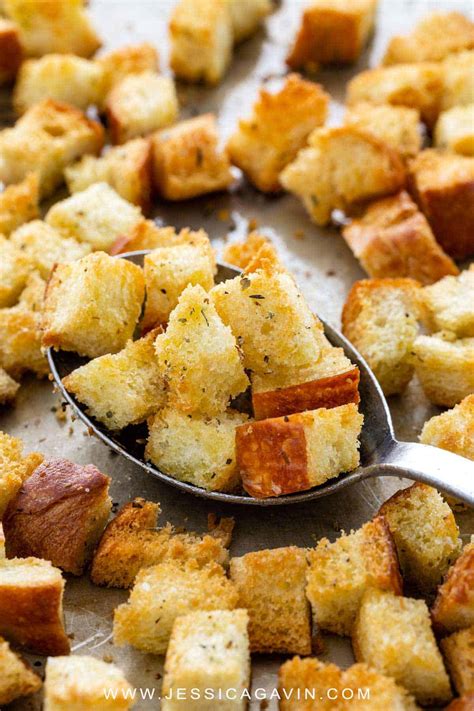 Homemade Croutons - Jessica Gavin