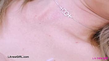 Gorgeous Blonde Model Shows Her Amazing Body XVIDEOS