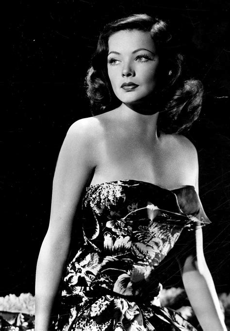 Gene Tierney 1945 Vintage Fashion Style Movie Star Icon Strapless