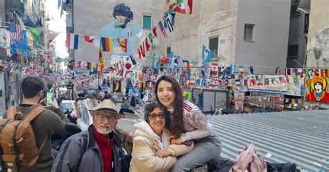 Napoli Tour Della Street Art E Murales Di Maradona Ai Quartieri