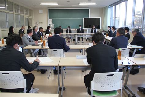 第2回 学校運営協議会を開催しました。 山梨県立笛吹高等学校