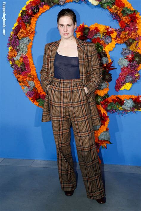 Heloise Letissier Nude OnlyFans Leaks Fappening FappeningBook