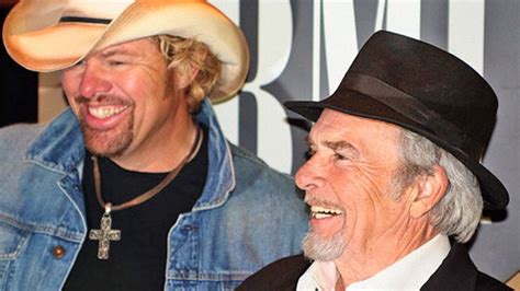 How Toby Keith Saved The Day During One Of Merle Haggards Final Shows