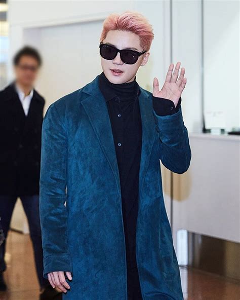 Sns C Jes Instagram Jyj Official Facebook Updates Xia Is