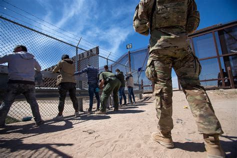 Thousands surrender to Border Patrol as Title 42 ends • Kansas Reflector