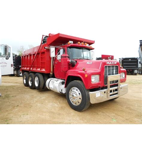 1985 MACK R686ST TRI-AXLE DUMP - J.M. Wood Auction Company, Inc.