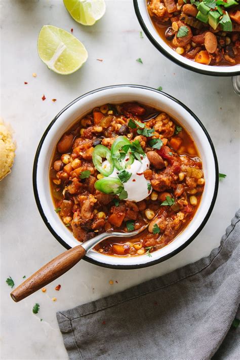 Easy Vegetable Chili Easy To Make This Vegan Chili Recipe Can Be Cooked Using A Crock Pot Or