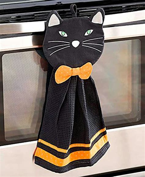 18 Halloween Decorations Every Black Cat Lover Needs