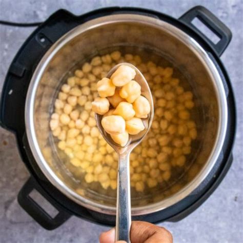 How To Cook Chickpeas In An Instant Pot Instant Pot Chickpeas Soaked Ginger Skillet