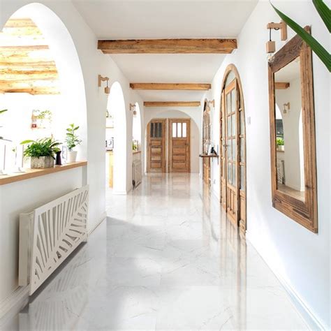 White Marble Lustre Plaza 8mm Laminate Leader Floors