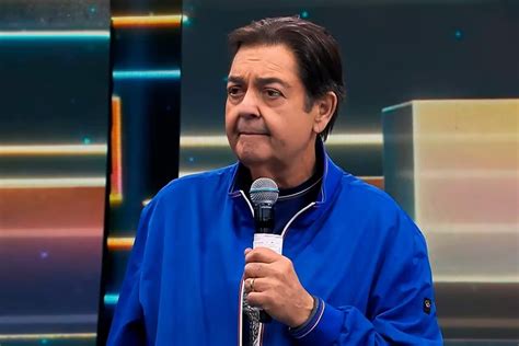 FAUSTÃO INTERNADO veja estado de saúde atualizado do apresentador