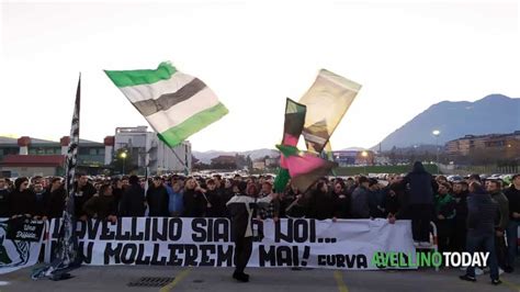 Avellino Cavese Protesta Pacifica Della Curva Sud Fuori