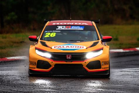 Rosso Largar Desde La Pole La Primera Carrera Del South America Tcr A