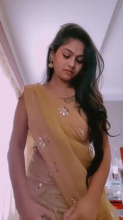 Beautiful Telugu Women In Yellow Sadi Hot Youtube