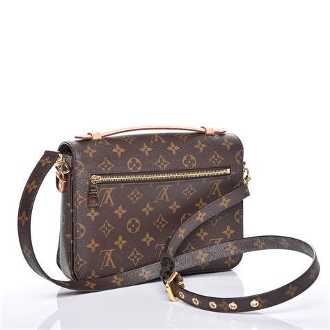 LOUIS VUITTON Monogram Pochette Metis 217770