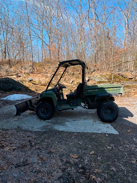 John Deere Gator 620i Utv Sxs Xuv With Plow Atvs Muskoka Kijiji