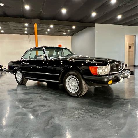 R107 Series 1985 Mercedes Benz 380 SL Comes Up For Grabs In Unexpected