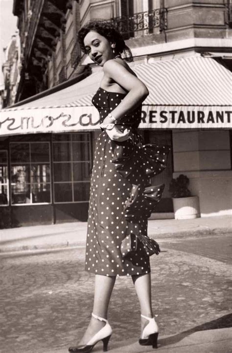 40 Lovely Photos Of Women In Polka Dot Dresses From The 1940s Vintage