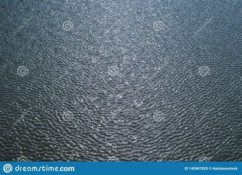 Fondo Superficie Brillante Del Agua Con Las Ondas Y La Reflexi N Del