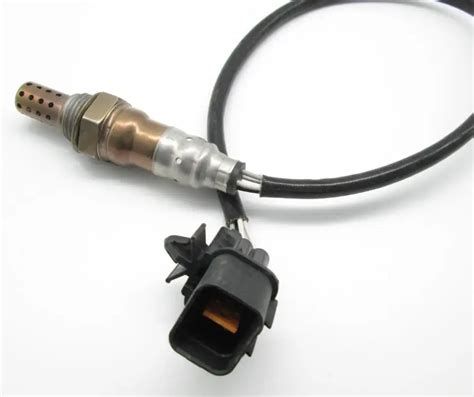 O2 Oxygen Sensor Fit HYUNDAI Getz I30 Ix20 KIA Cee D Carens Venga 39210