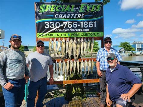 Lake Erie Ashtabula Ohio The Fish Knew It Was Lunch Time And Boy