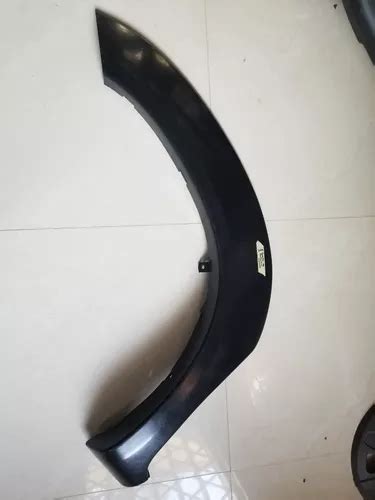 Buche O Moldura Delantero Izquierd Toyota Fortuner Mercadolibre