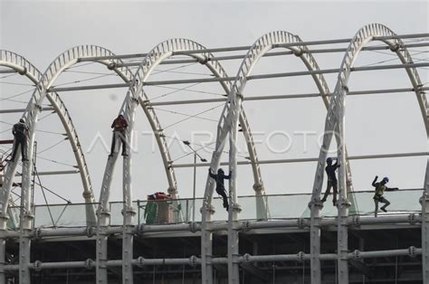 Pembangunan Depo Lrt Bekasi Antara Foto