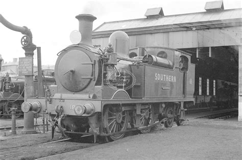 The Transport Library Sr W Lswr O Class Loco At Side Of Ryde