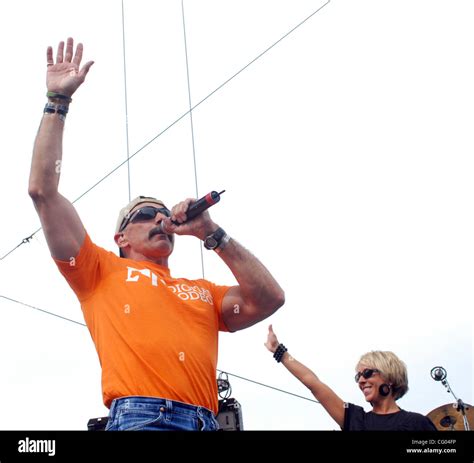 Jun 10 2007 Nashville Tn Usa Musician Aaron Tippin And His Wife Thea Tippin Along With