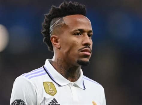 Real Madrid Pertimbangkan Tawaran Untuk Eder Militao Musim Panas Ini