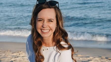 Hot Sexy Melinda Griswold Bikini Pics