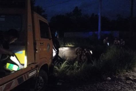 Conductor En Aparente Estado De Ebriedad Volc Su Auto Y Casi Se Mata