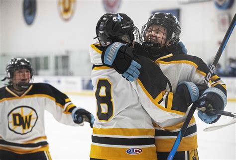 Dimond/West claim second straight Alaska girls high school hockey title ...