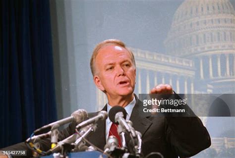 Sen Bob Packwood Photos And Premium High Res Pictures Getty Images