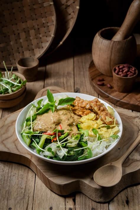 pecel indonesian traditional salad