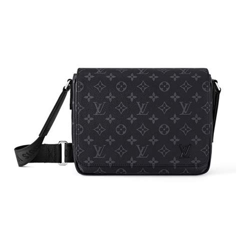 Túi Đeo Chéo Nam Louis Vuitton LV District PM M46255 Màu Đen N HM Vua